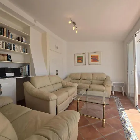 Luxury Duplex Penthouse 2 Living 3 Double Bedroom 4 Beds 4 Terraces Outstanding Sea & Mountain Views Apartment *