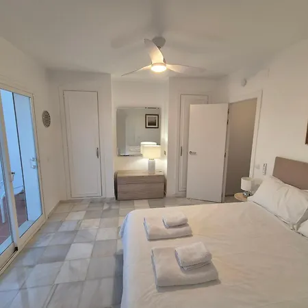 Luxury Duplex Penthouse 2 Living 3 Double Bedroom 4 Beds 4 Terraces Outstanding Sea & Mountain Views *