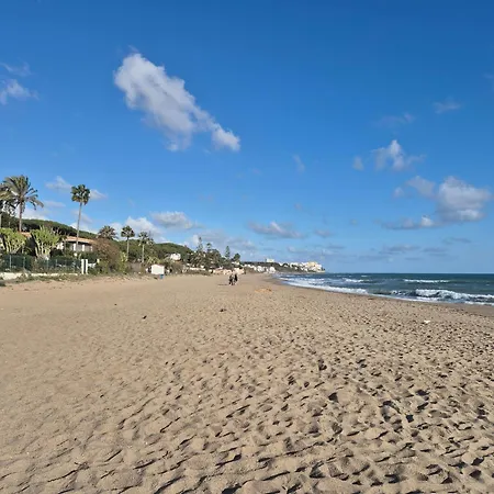 Luxury Duplex Penthouse 2 Living 3 Double Bedroom 4 Beds 4 Terraces Outstanding Sea & Mountain Views * Sitio de Calahonda